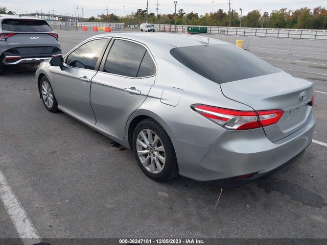 Toyota CAMRY LE 2019 4T1B11HK1KU720237 Image 3