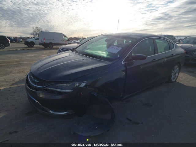 Chrysler 200 Limited 2015 1C3CCCAB1FN743496 Image 2