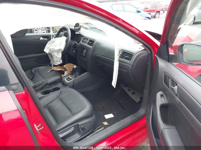 3VWD17AJ1EM402593 Volkswagen Jetta 1.8t Se