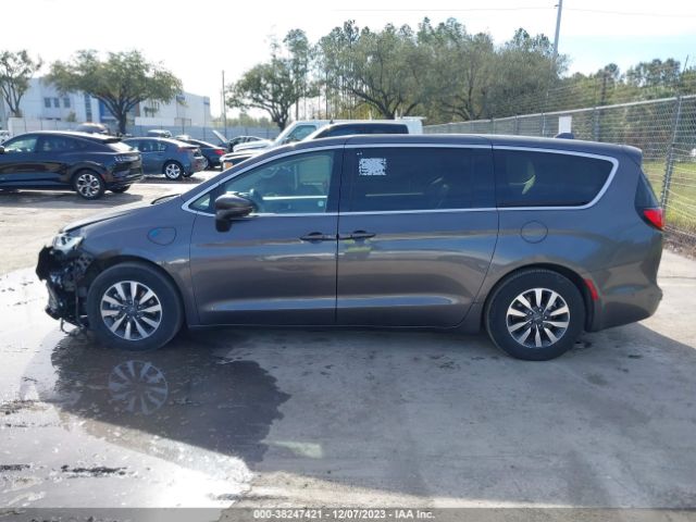 2C4RC1L7XNR122813 Chrysler Pacifica Hybrid Touring L