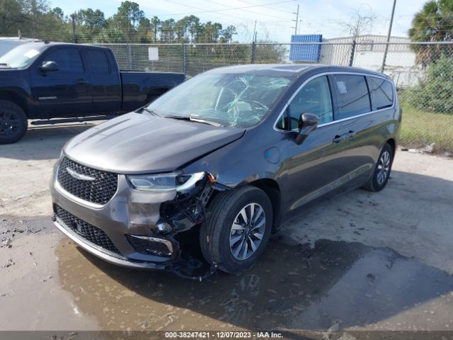 2C4RC1L7XNR122813 Chrysler Pacifica Hybrid Touring L
