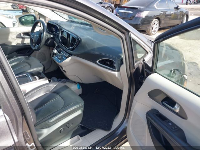2C4RC1L7XNR122813 Chrysler Pacifica Hybrid Touring L