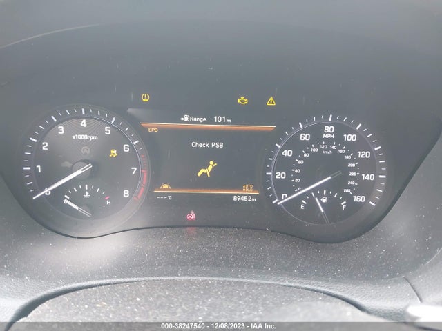 Genesis G80 3.8 2018 KMHGN4JE6JU230486 Image 15