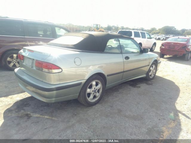 2000 SAAB 9-3 YS3DF78K7Y7011636 Photo 3