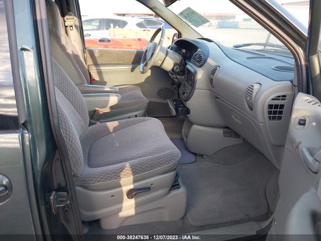 2000 DODGE GRAND CARAVAN SE VIN: 1B4GP44G5YB519518