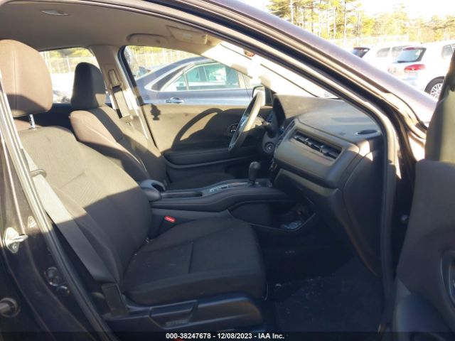 3CZRU6H35JM732159 Honda HR-V LX