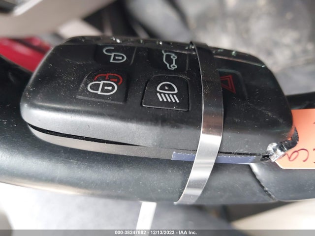 2017 JAGUAR F-PACE SADCK2BN7HA086106 Photo 10