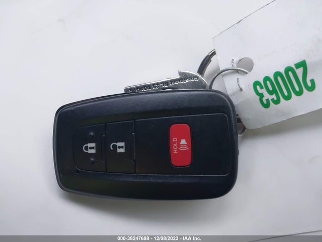 Toyota Prius Two 2017 JTDKBRFU7H3057078 Image 11