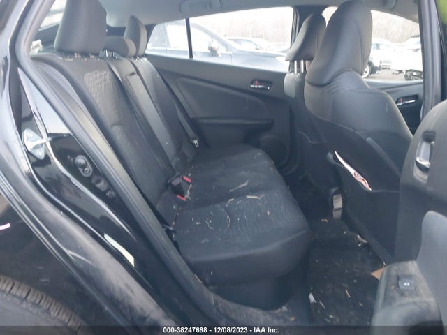 Toyota Prius Two 2017 JTDKBRFU7H3057078 Image 8
