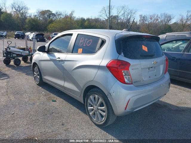 Chevrolet Spark 1lt Cvt 2017 KL8CD6SAXHC731578 Image 3