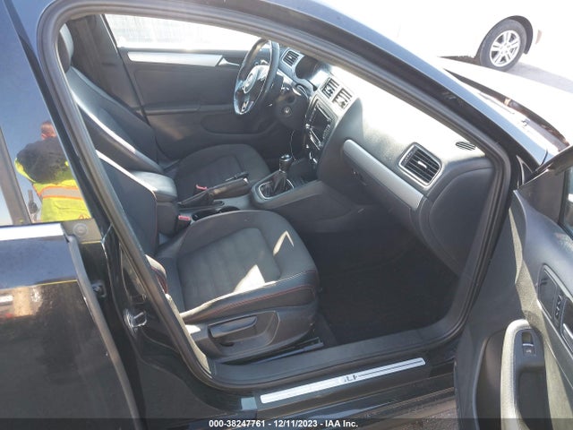 2012 VOLKSWAGEN JETTA GLI VIN: 3VW567AJ3CM407233