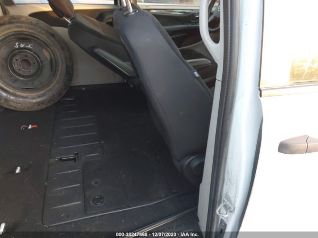 2C4RDGBG0KR713925 Dodge Grand Caravan Se