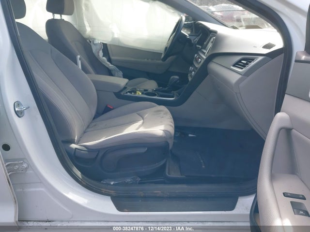 2019 HYUNDAI SONATA SEL VIN: 5NPE34AF0KH797069