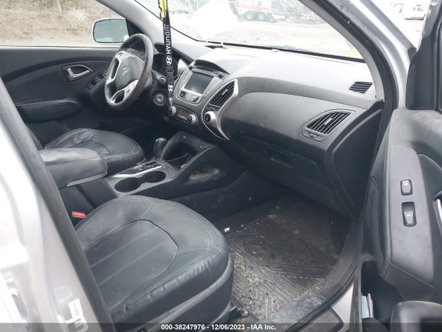 2012 HYUNDAI TUCSON LIMITED VIN: KM8JU3AC2CU467349