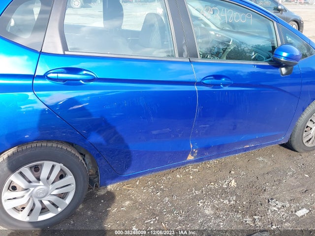 2015 HONDA FIT LX VIN: 3HGGK5H54FM718633