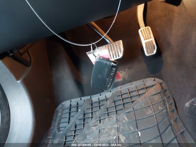 2017 JAGUAR F-PACE SADCL2BV2HA892240 Photo 10