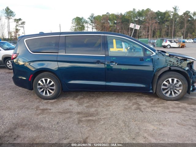 2C4RC1L79NR173705 Chrysler Pacifica Hybrid Touring L