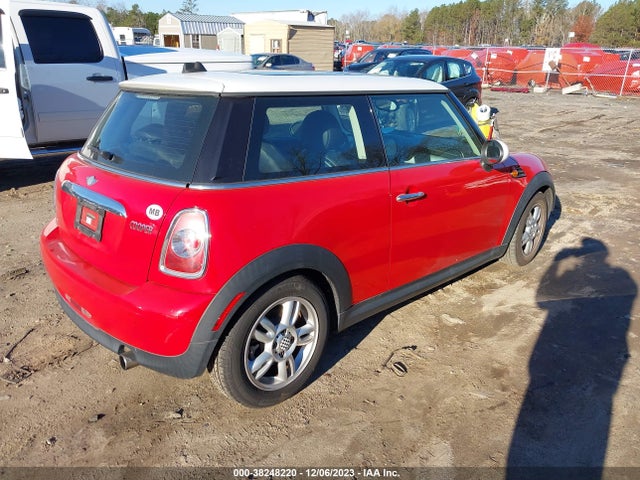 2013 MINI HARDTOP WMWSU3C59DT548361 Photo 3