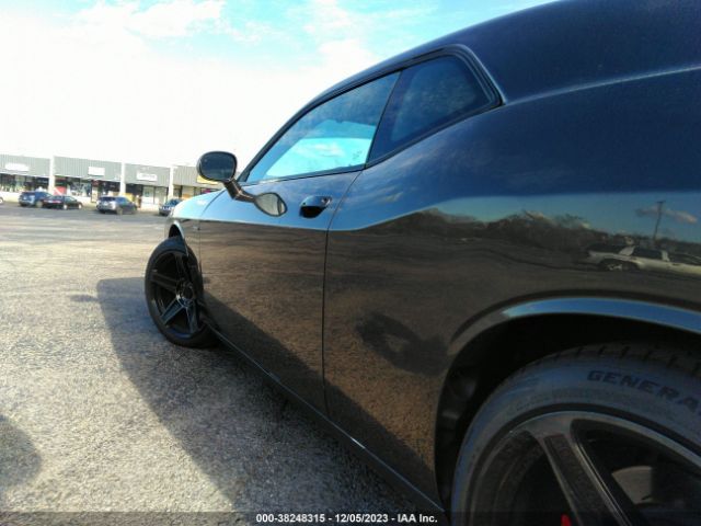 2C3CDZDJ6FH850457 Dodge Challenger Srt 392