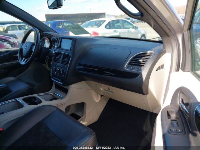 2C4RDGCG7HR865093 Dodge Grand Caravan Sxt