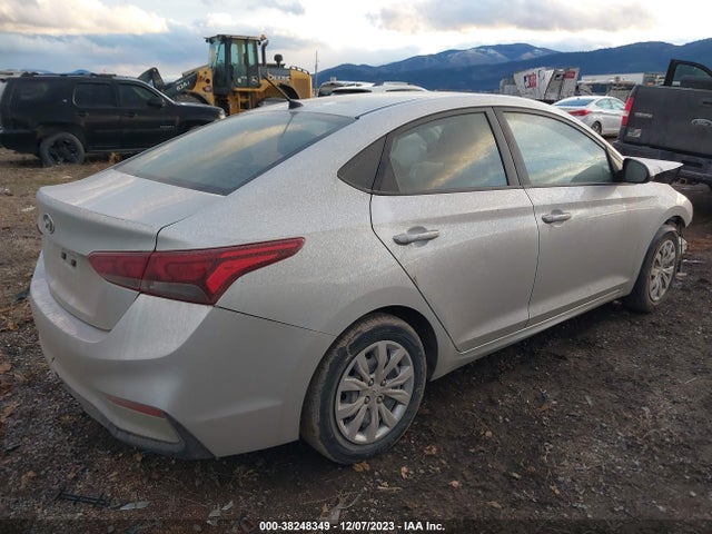 Hyundai ACCENT SE 2018 3KPC24A3XJE023916 Image 4