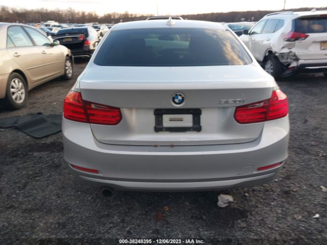 WBA3B1G50FNT64734 BMW 320i