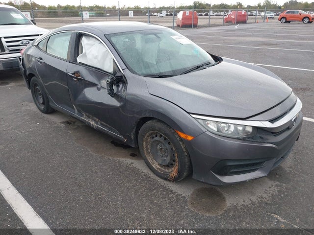 Honda Civic Lx 2018 19XFC2F50JE016935 zdjęcie główne