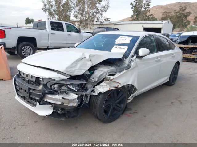 2018 HONDA ACCORD SEDAN 1HGCV2F30JA046033 Photo 1
