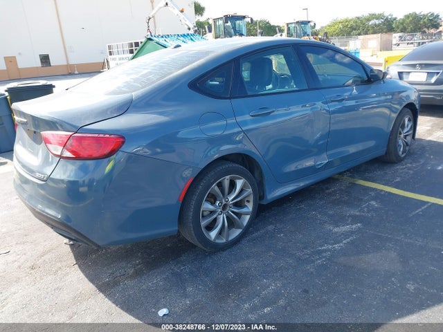 Chrysler 200 S 2015 1C3CCCBB0FN585389 Image 4