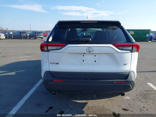 Toyota RAV4 LE 2022 2T3H1RFV6NW209351 Image 16