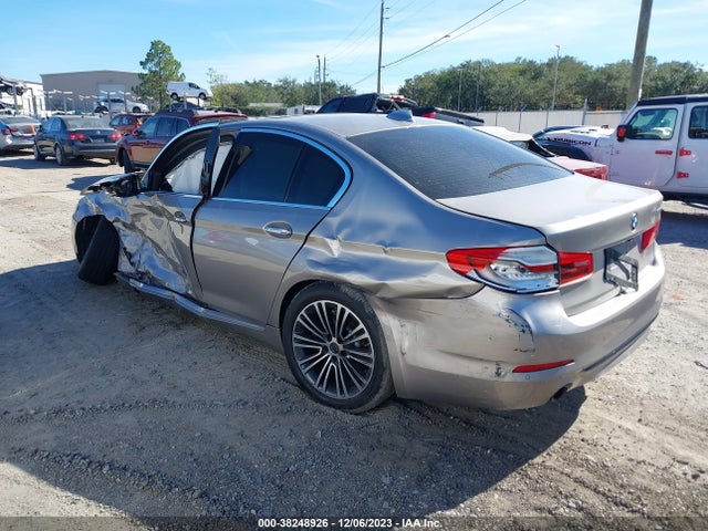 BMW 530I 2018 WBAJA5C5XJWA38128 Image 3