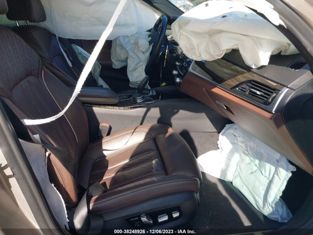 BMW 530I 2018 WBAJA5C5XJWA38128 Image 5