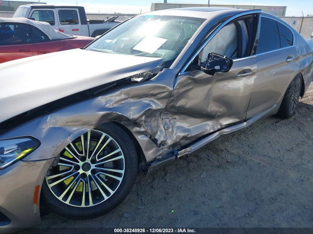 BMW 530I 2018 WBAJA5C5XJWA38128 Image 6