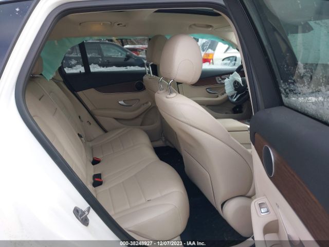 W1N0G8EB8NV327995 Mercedes-Benz Glc 300 Suv