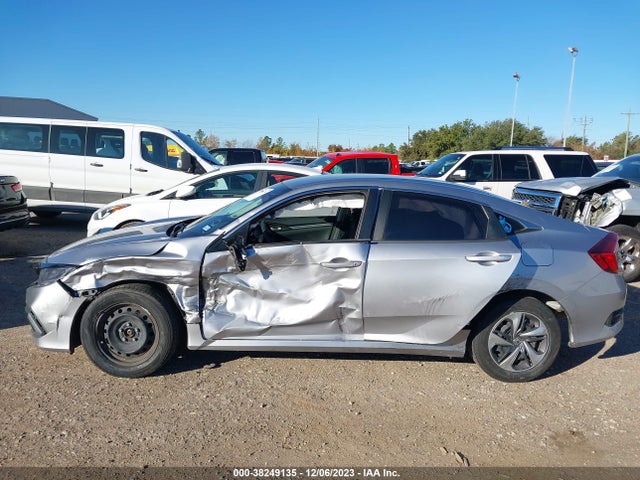 2021 HONDA CIVIC LX VIN: 2HGFC2F6XMH526986