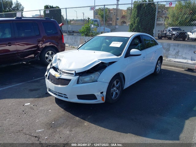 Chevrolet Cruze 1lt Auto 2014 1G1PC5SB7E7187908 Image 2