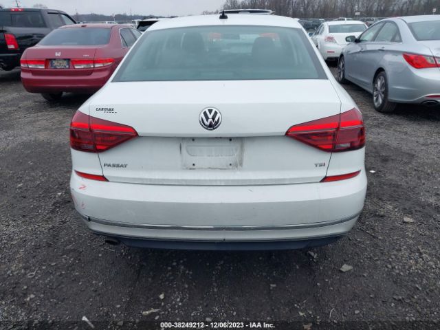1VWAA7A3XJC039811 Volkswagen Passat 2.0t R-line/2.0t S