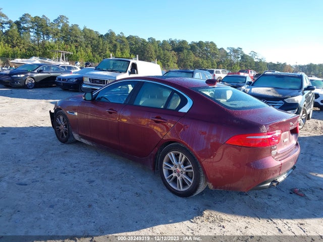 2017 JAGUAR XE SAJAD4BG7HA972714 Photo 2