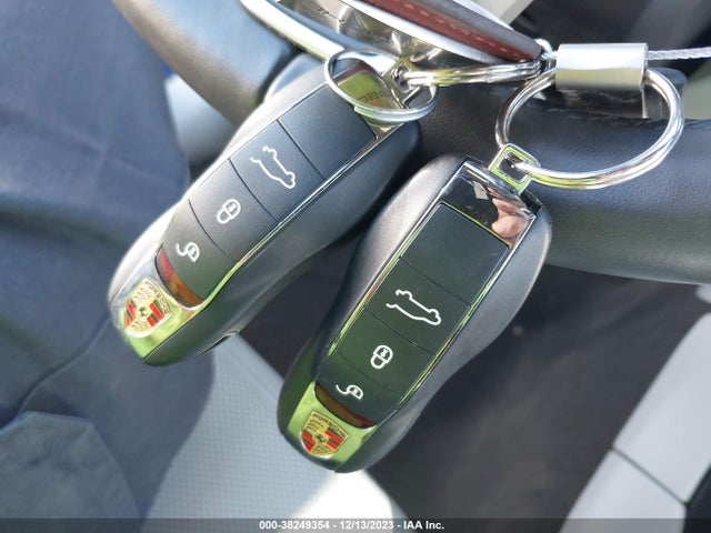 2017 PORSCHE MACAN WP1AB2A53HLB15253 Photo 10