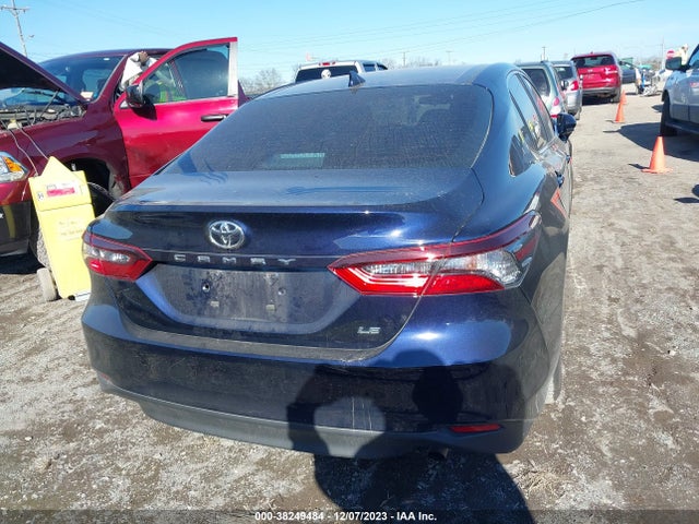 Toyota CAMRY LE 2022 4T1C11AK7NU672679 Image 16