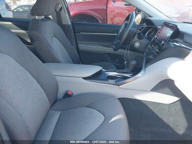 Toyota CAMRY LE 2022 4T1C11AK7NU672679 Image 5
