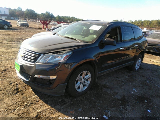 Chevrolet Traverse Ls 2017 1GNKRFED3HJ218184 Image 2