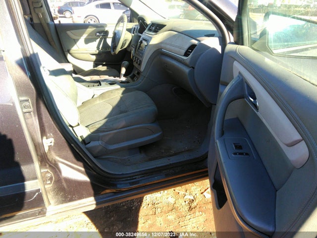 Chevrolet Traverse Ls 2017 1GNKRFED3HJ218184 Image 5