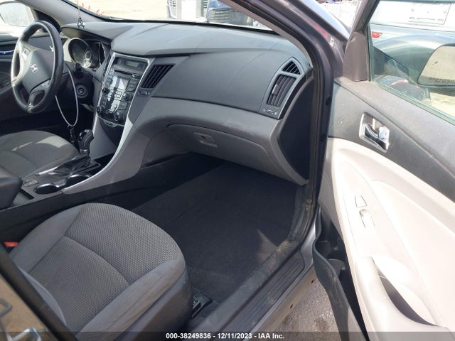 2013 HYUNDAI SONATA GLS VIN: 5NPEB4AC0DH710962