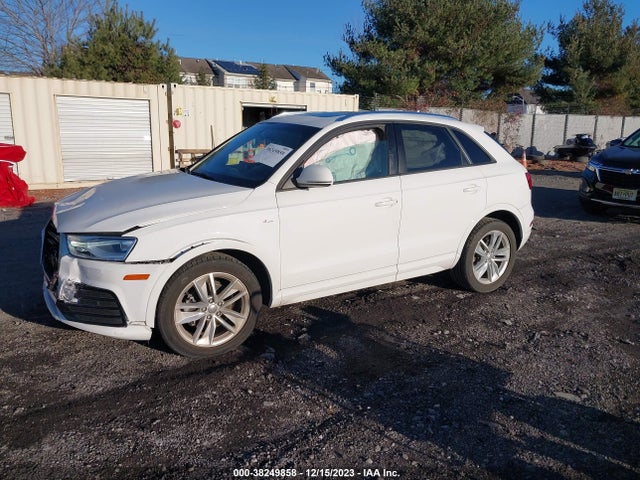 WA1BCCFS4JR004408 Audi Q3 2.0t Premium