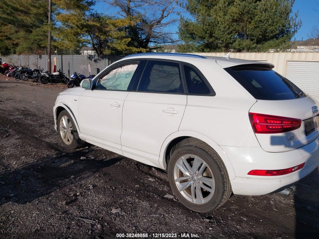 WA1BCCFS4JR004408 Audi Q3 2.0t Premium