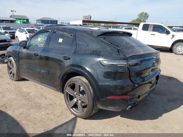 2023 PORSCHE CAYENNE COUPE WP1BG2AY8PDA32166 Photo 2