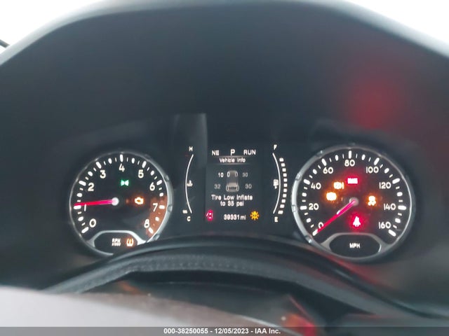 2017 JEEP RENEGADE LATITUDE 4X4 VIN: ZACCJBBB2HPE44541