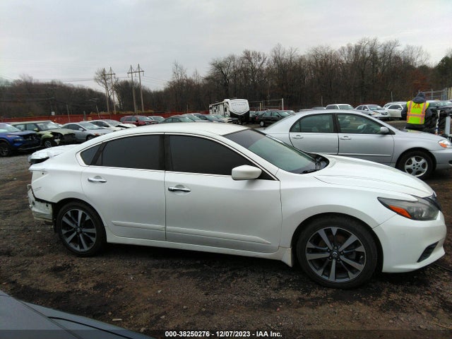 Nissan Altima 2.5 Sr 2016 1N4AL3APXGN381318 Image 13