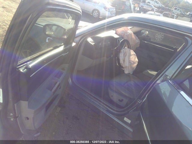 2007 CHRYSLER 300C VIN: 2C3LK63H47H872901